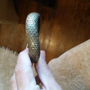 Latched bangle gold tone Lia Sophia